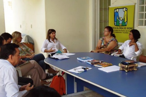 Cedeca recebe visita da relatoria da Plataforma Dhesca Brasil