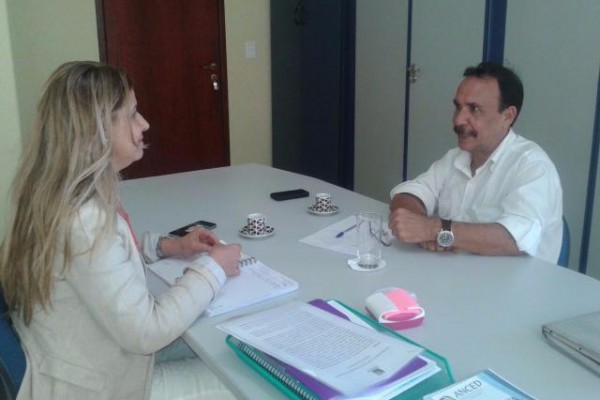 Cedeca Glória de Ivone recebe visita de representante do Unicef