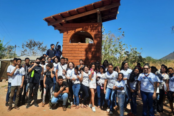 Cedeca entrega Banheiro sustentável em escola na zona rural de Palmas